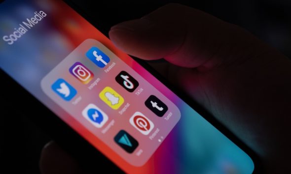 أمان وسائل التواصل